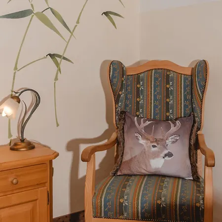 公寓 Haus Koetschach-4 By Interhome